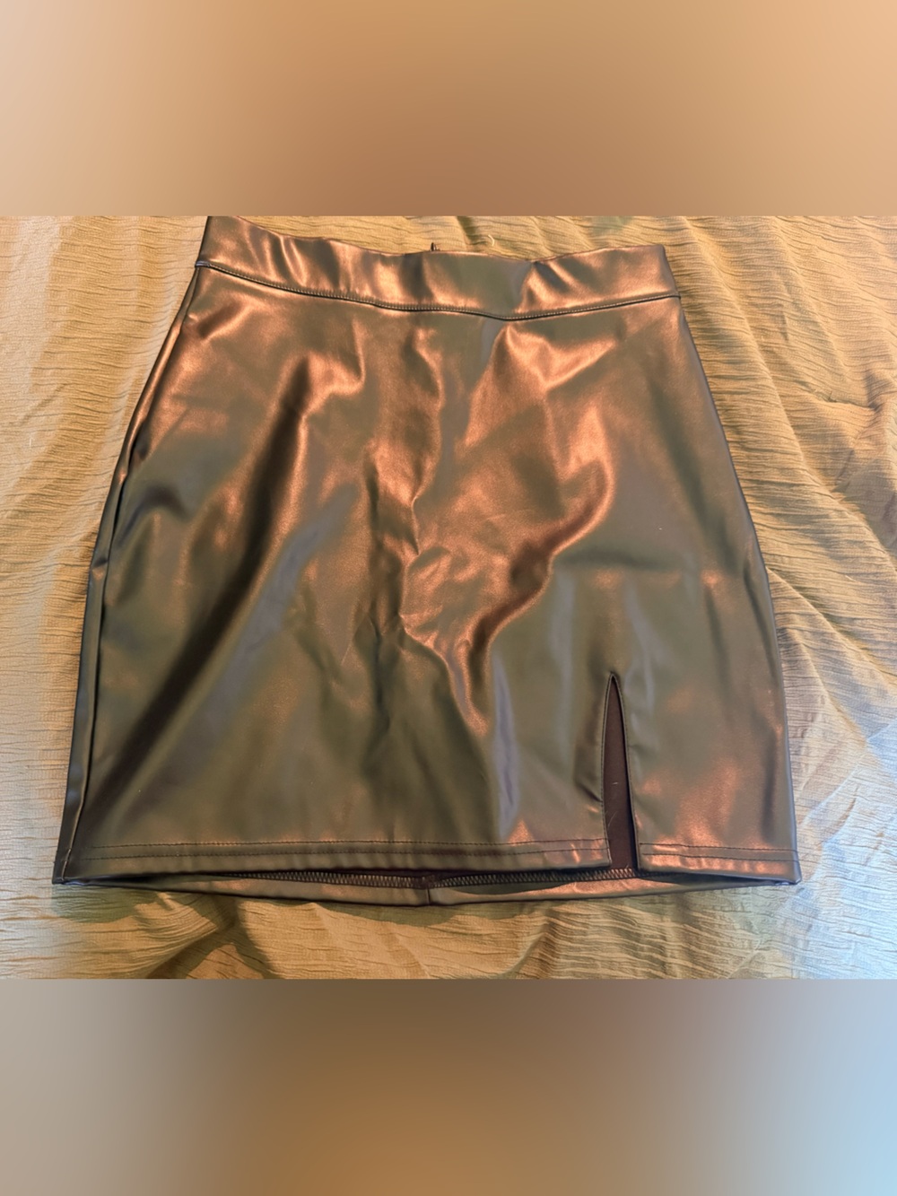 NEW W/O TAGS Boutique Faux black Leather Mini Skirt